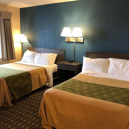 Econo Lodge Cranston - Providence מראה חיצוני תמונה