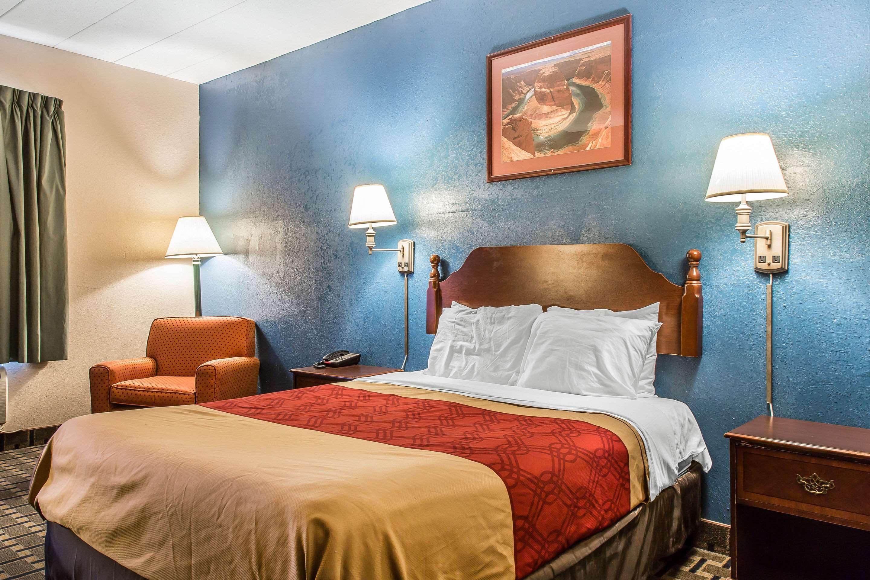 Econo Lodge Cranston - Providence מראה חיצוני תמונה