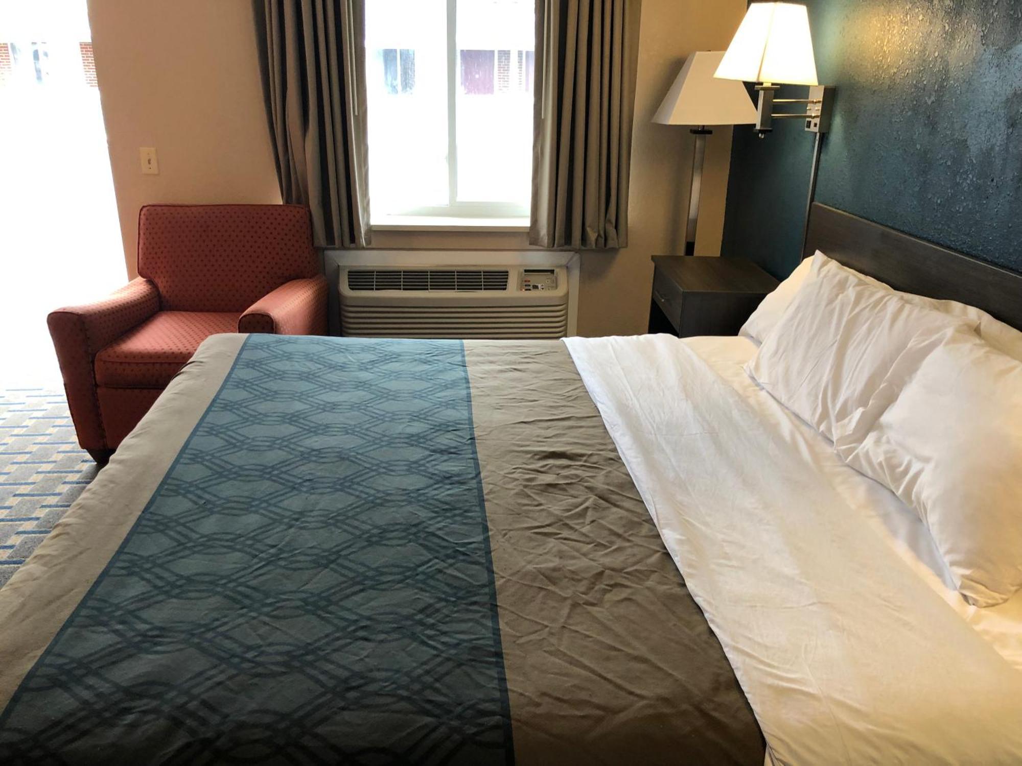 Econo Lodge Cranston - Providence מראה חיצוני תמונה